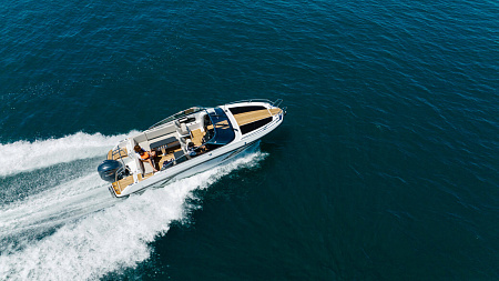 Катер Finnmaster T8